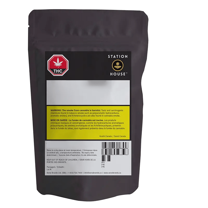 Front view of the Canadian Northern Series Pre Rolled 1 x 0.5 g package, displaying health warnings against a dark background.