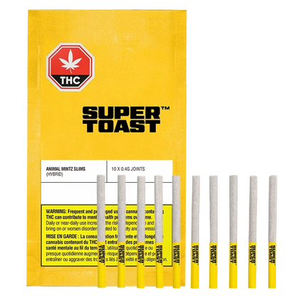 Front view of a yellow Super Toast pack with ten slim Animal Mintz Slims PR 10 x 0.4 g joints lined upright in front.