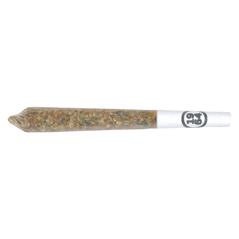 Close-up horizontal view of a rolled joint with a white filter stamped "SP" showing the Stinky Pinky PR 1 x 1 g product.