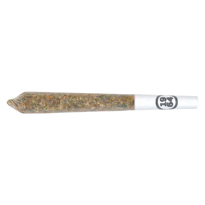 Close-up horizontal view of a rolled joint with a white filter stamped "SP" showing the Stinky Pinky PR 1 x 1 g product.