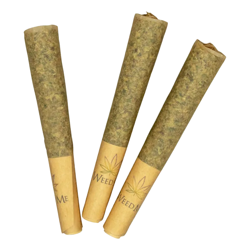 Three angled LA Bakers PR 3 x 0.5 g pre-rolls with leaf-printed brown paper tips on a white background