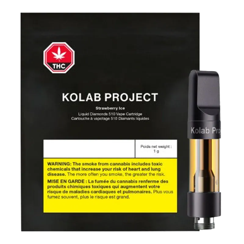 Black-front box labeled "KOLAB PROJECT" with a yellow health warning on the left and a right-side close-up of the Strawberry Ice Diamonds Vape Cartridge showing its black mouthpiece and amber cartridge.