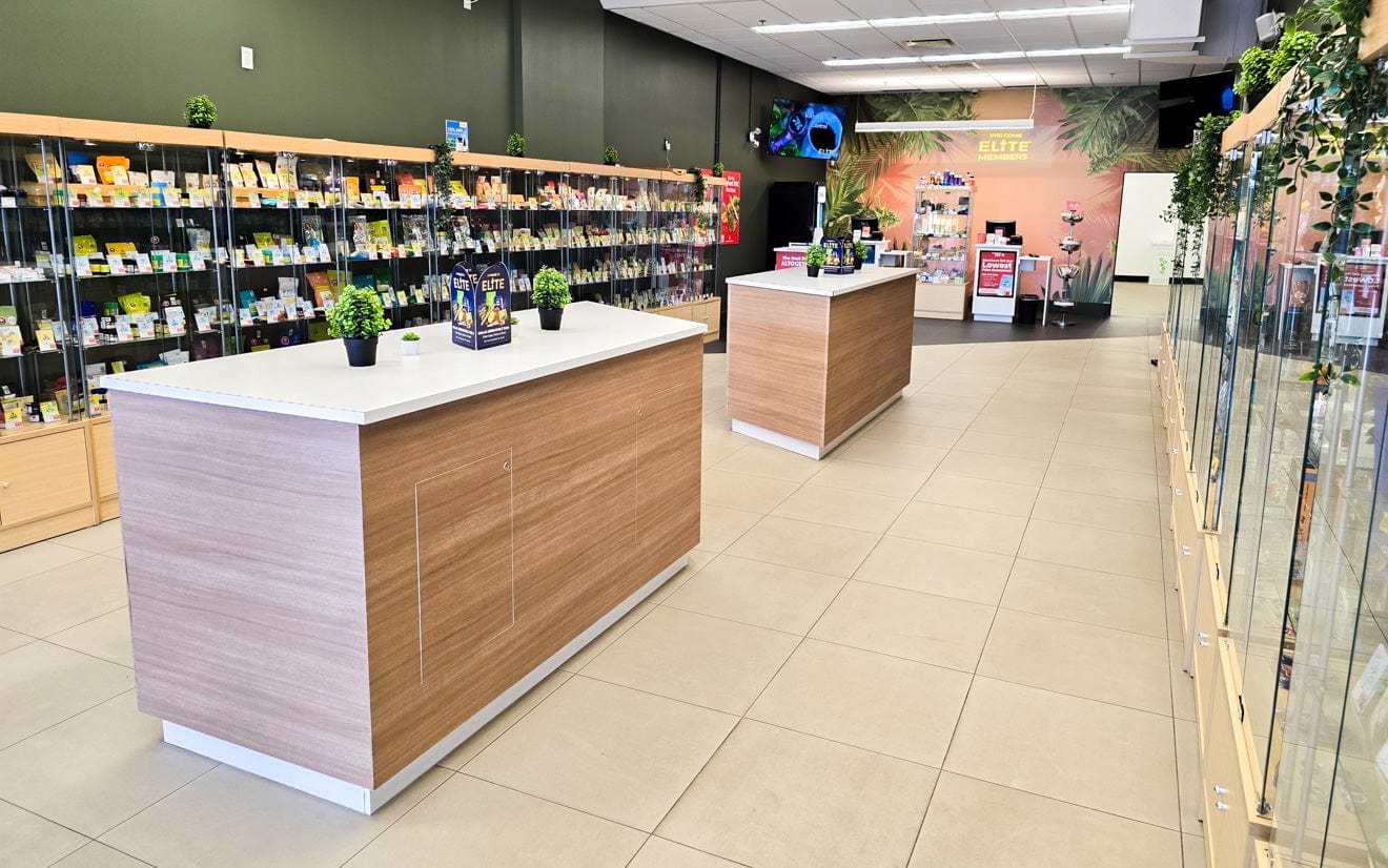 Saskatoon 20 St Cannabis Store 