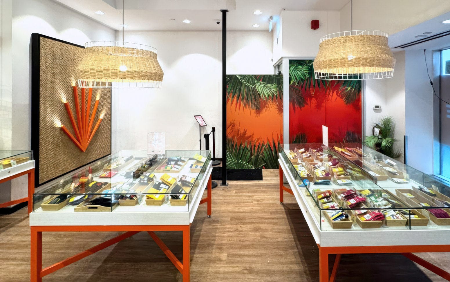 Toronto – Yonge Street Cannabis Store 