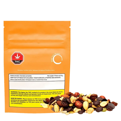 Front view of the Hoodoos Trail Mix package featuring bold graphics and warning text in both English and French.