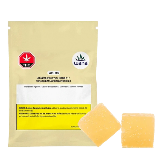 Close-up of the Japanese Citrus Yuzu 2:1 Gummies packaging, showing the branded design with a dark background and text in multiple languages.