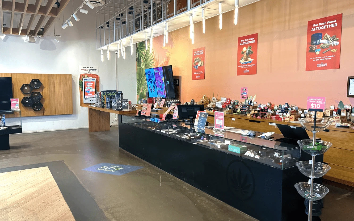 Niagara Falls - Montrose Cannabis Store 