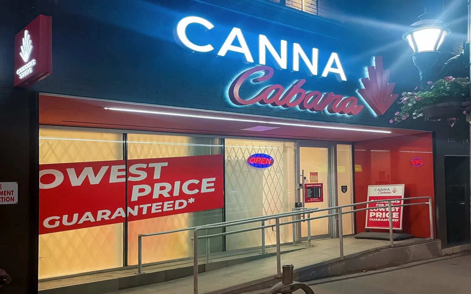 Toronto – Parliament Cannabis Store 