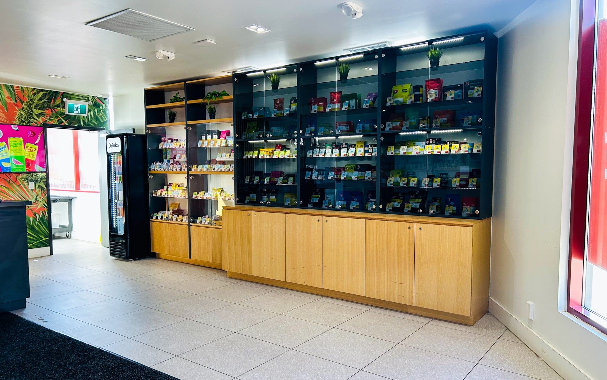 Medicine Hat - Dunmore Cannabis Store 