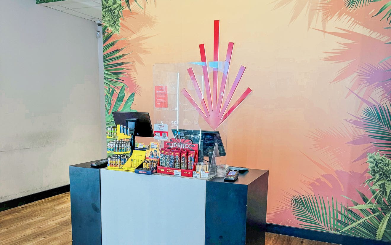 Guelph - Silvercreek Cannabis Store 