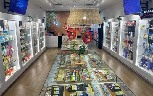 Kitchener - Ira Needles Cannabis Store 