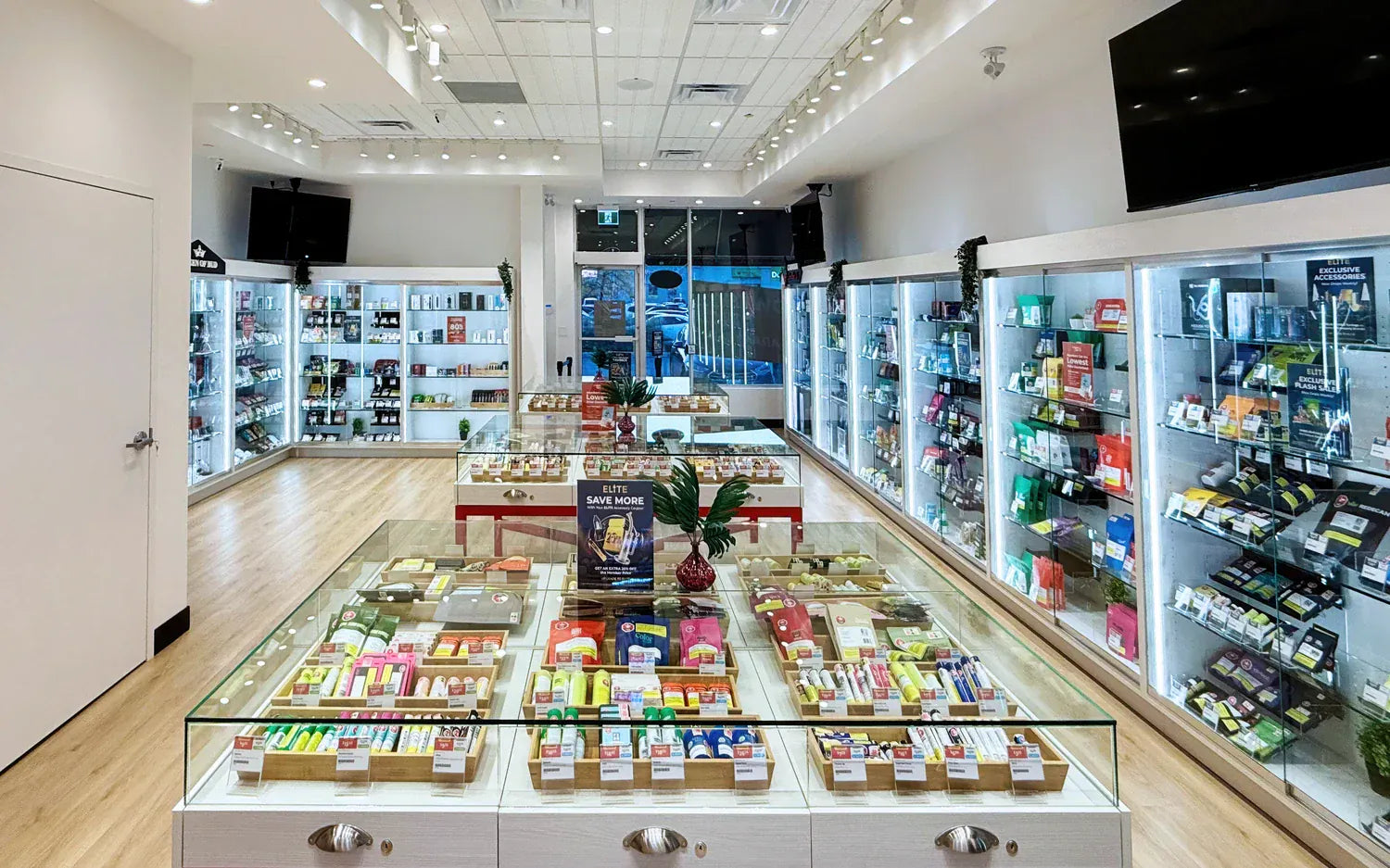 Titan Cannabis Store 