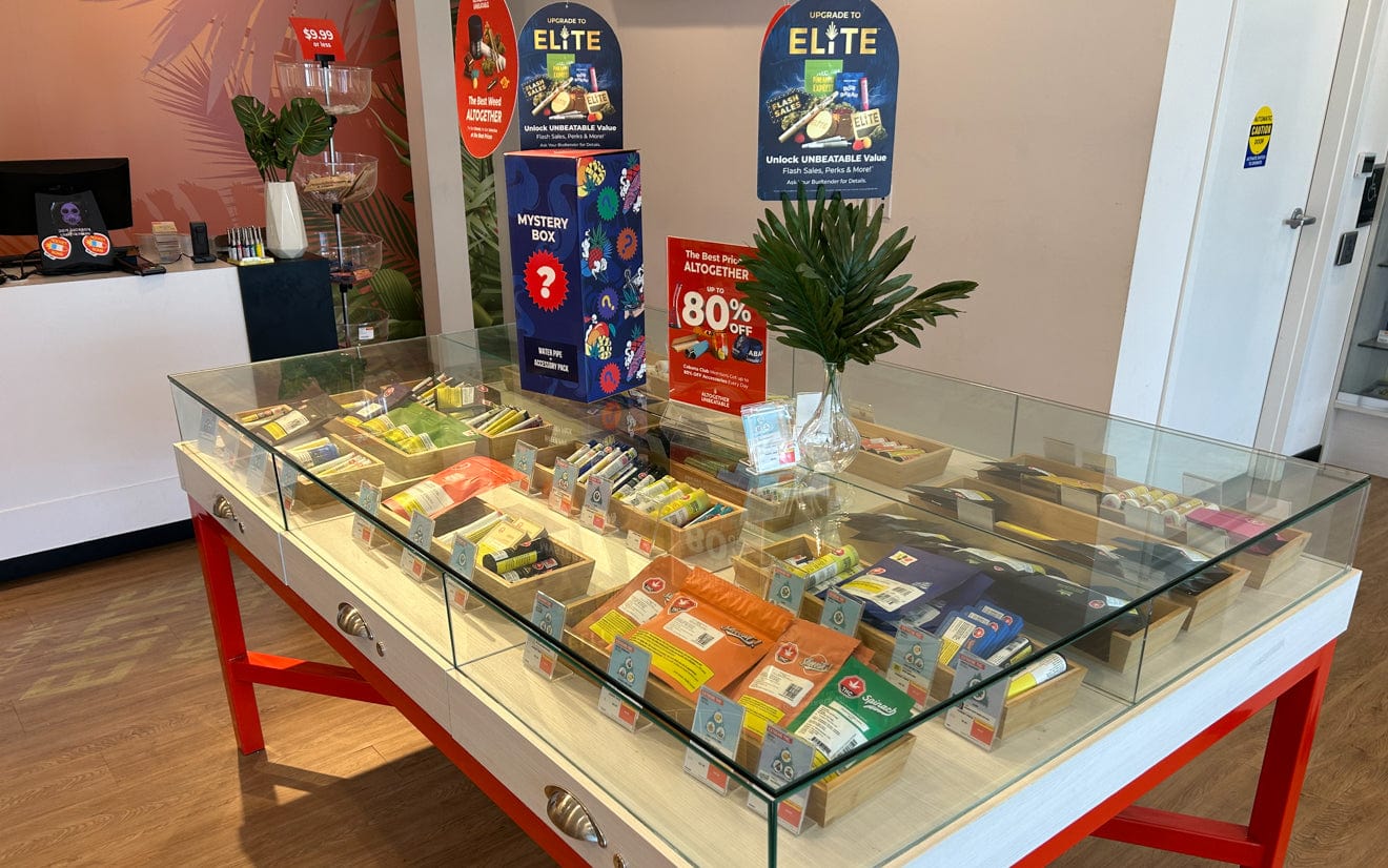 Brampton-Woodhills Cannabis Store 