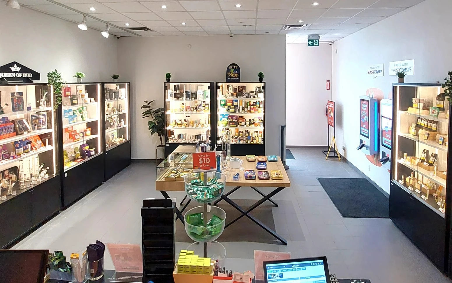 Woodlawn Guelph Cannabis Store 