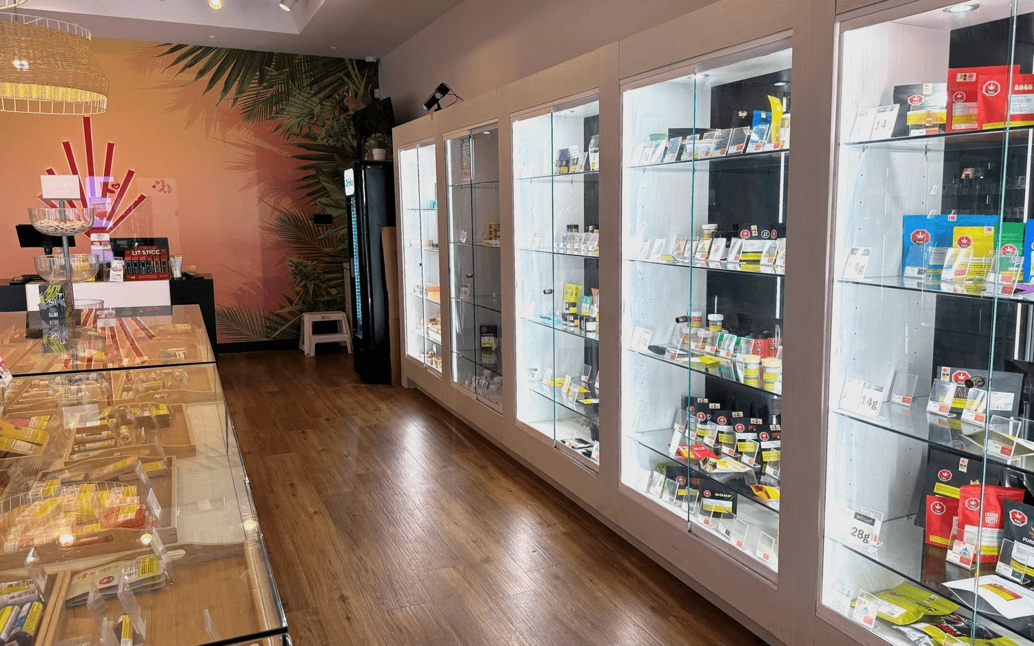 Guelph - Silvercreek Cannabis Store 