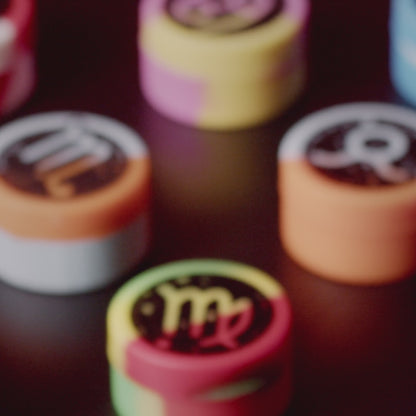 Famous Design Silicone Zodiac Cylinder Container